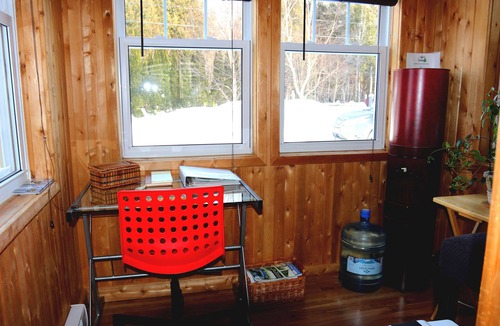 Saint-Simon Ski Chalet | Villa De L'Épervier, Watherfront. Between sea and mountains. Private Hot tube.