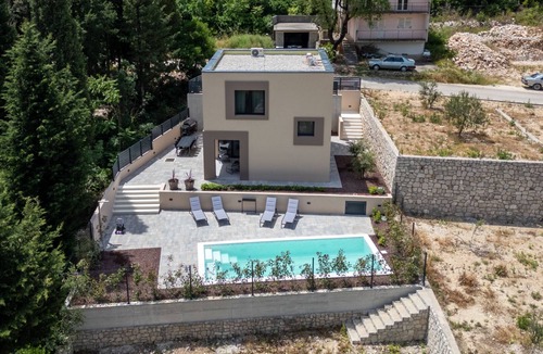 Kremena Villa | Villa D Cube by Villas Guide