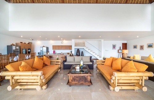 Candi Dasa Villa | Villa Dahlia Manggis - 4 bed Oceanfront Retreat, with Chef & Butler Candidasa