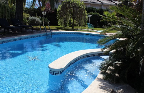 Cambrils Villa | Villa "dalias" - su Casa de Vacaciones de Cuento de Hadas!