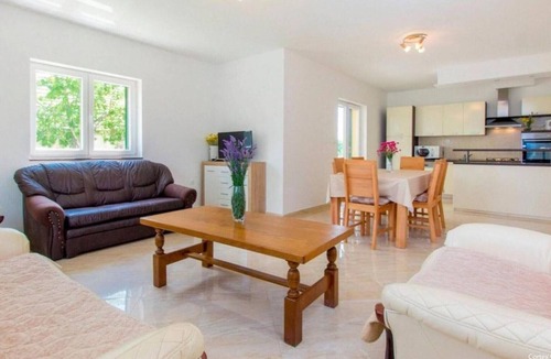 Drnis Villa | Villa Dalmacija Four Bedroom Villa with the pool