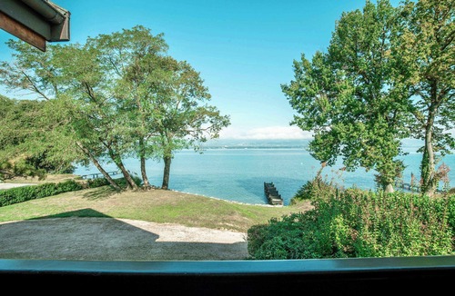 Nernier Villa | Villa Dame du Lac - Waterfront Masterpiece