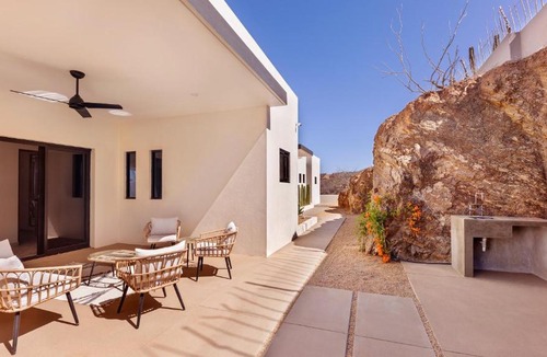 El Pescadero Bed & Breakfast | Villa Damiana