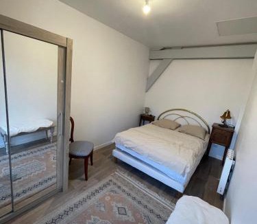 La Celle-sous-Gouzon Apartment | Villa Danemark