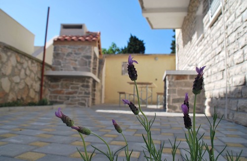 Betina Apartment | Villa Danica - Apartment (studio) 2 persons - direct at sea - 4 star