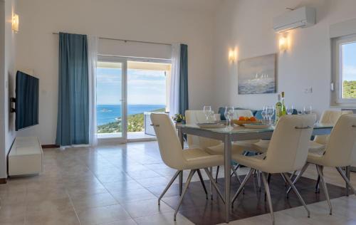 Vinisce Apartment | Villa Danijela with private Jacuzzi and parking