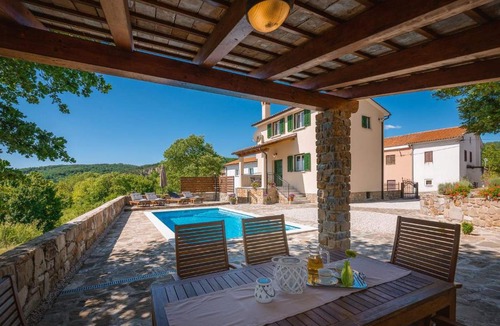 Pican House | Villa Daus