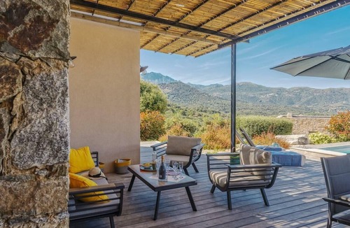 Marine de Davia Villa | Villa Davia