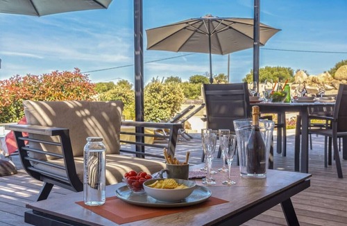 Marine de Davia Villa | Villa Davia