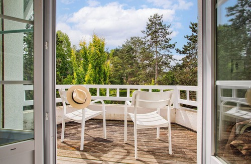 Benerville-sur-Mer House | Villa de charme à Benerville - 5 Suites, Garden 1800m² & Beach on foot