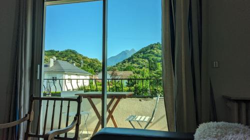 Argeles Gazost House | Villa de charme jardin vue sur montagnes rénovation 2026