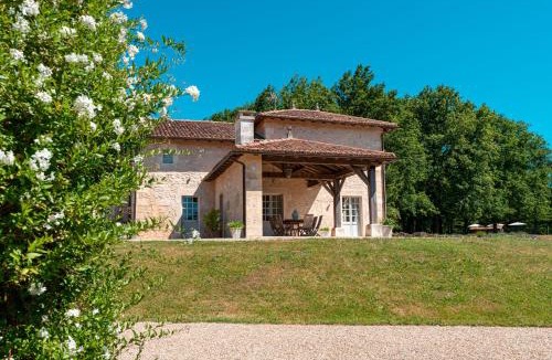 Vieux-Mareuil Villa | Villa de La Roussie