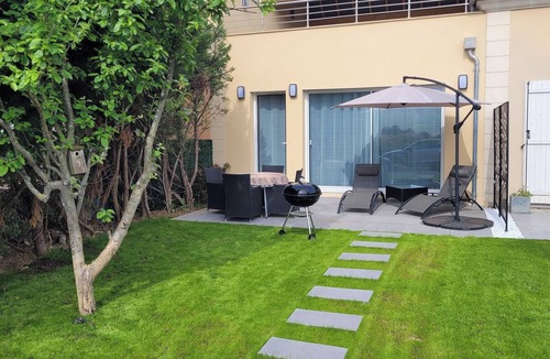 Soisy-sous-Montmorency House | Villa Design & Sauna : 15min Paris | Clim Parking