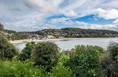 Tredrez-Locquemeau Villa | Villa de Kerizella