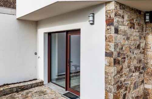 Tredrez-Locquemeau Villa | Villa de Kerizella