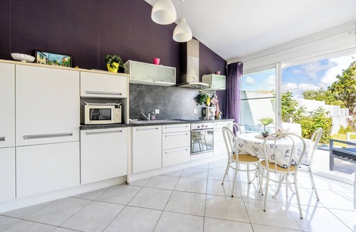 Bretignolles-sur-Mer Villa | Villa 'De La Mer - Bretignolles' with Private Terrace and Wi-Fi