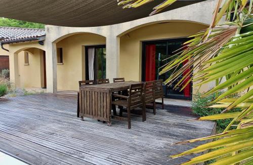 Veyrignac Villa | Villa de la croix de la main