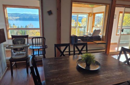 Sainte Rose du Nord House | Villa de la Montagne VUE sur le Fjord