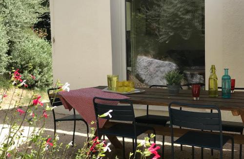 Bellegarde Villa | Villa de la Tour