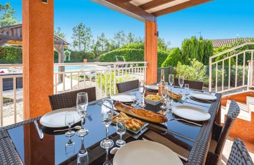 Cambieure Villa | Villa de lOrmeau by Villa Plus