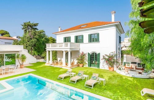 Sitges Villa | Villa De Los Leones - Seven Bedroom Villa, Sleeps 14