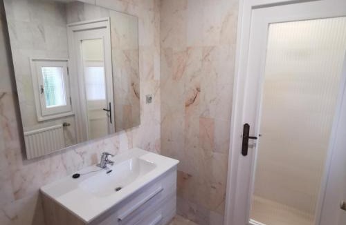 S'Agaro House | Villa de lujo con piscina, jardín y vistas al mar, a 100m de la playa en S'Agaró - ES-209-27
