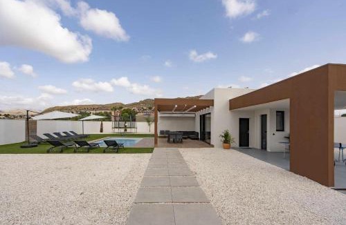 Mutxamel Villa | VILLA DE LUJO RIOPARK