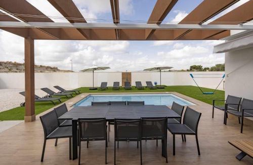 Mutxamel Villa | VILLA DE LUJO RIOPARK
