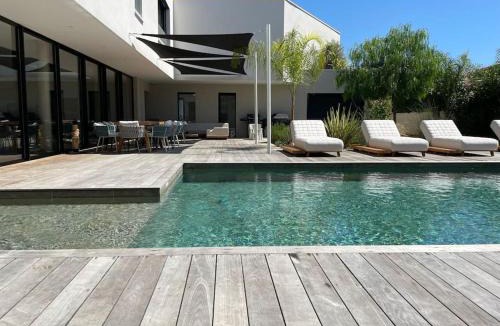 Perols Villa | Villa de luxe piscine jacuzzi