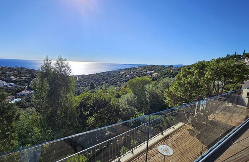 Les Issambres House | Villa de Maître 12 Air conditioning