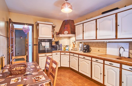 Saint-Just-de-Claix Villa | Villa De Marchi with Mountain View, Pool & Wi-Fi