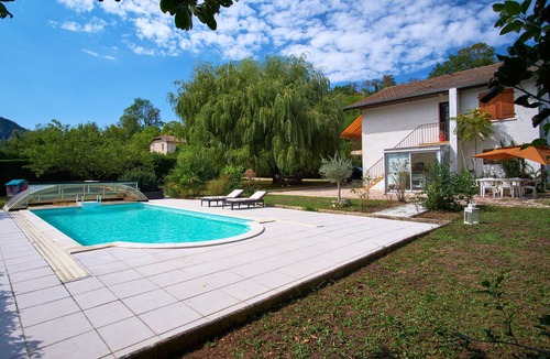 Saint-Just-de-Claix Villa | Villa De Marchi with Mountain View, Pool & Wi-Fi
