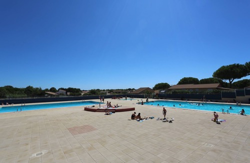 Vendres Cottage | Villa de Plain Pied, Dans Résidence Avec Piscine, 10mn des Plages