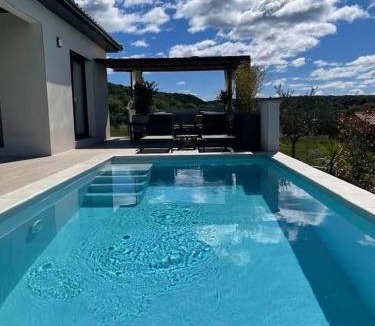 Lussan Villa | Villa de vacances avec piscine Lussan(proche Uzes)