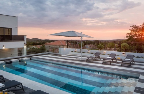 Flengi Villa | Villa Dea by Villas Guide