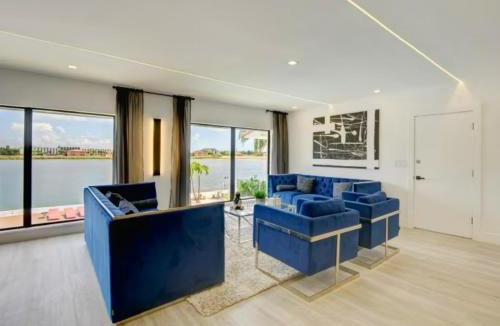 Seybold Villa | Villa Deco Palm