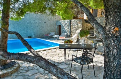 Jablanac House | Villa Degenija - Principality of Zarijak