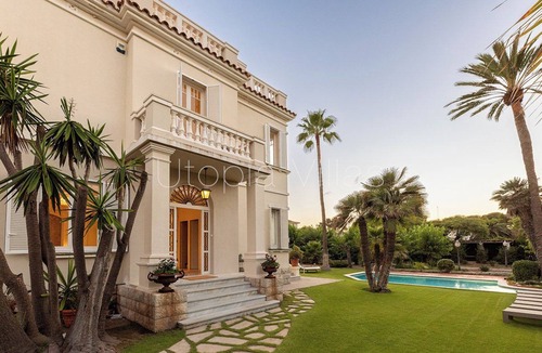 Passeig Maritim Villa | Villa del Mar by Utopia Villas