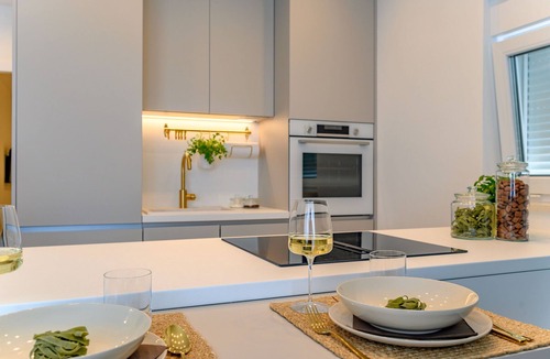 Okrug Gornji Apartment | Villa del Sogno