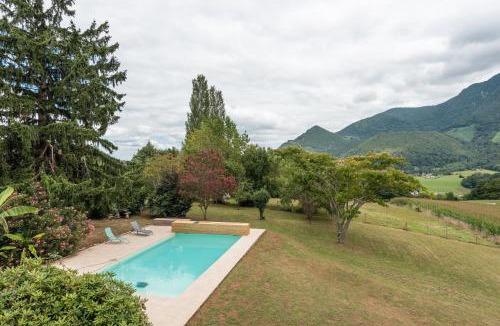Arthez-d'Asson House | Villa Delb