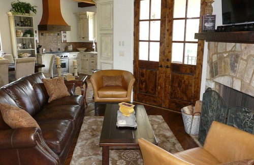 Dahlonega Villa | Villa della Luna, an authentic Tuscan Villa in Montaluce, license #3857