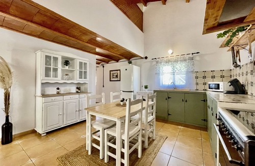 Sant Jaume d'Enveja Villa | Villa Delta, 2000 m plot with pool, barbecue and private lagoon