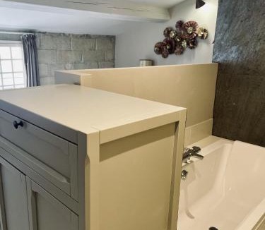 Aigues-Mortes Medieval City Apartment | Villa des Arches