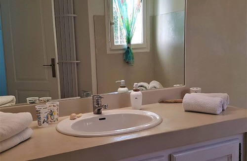 Grimaud Bed & Breakfast | Villa des Delices