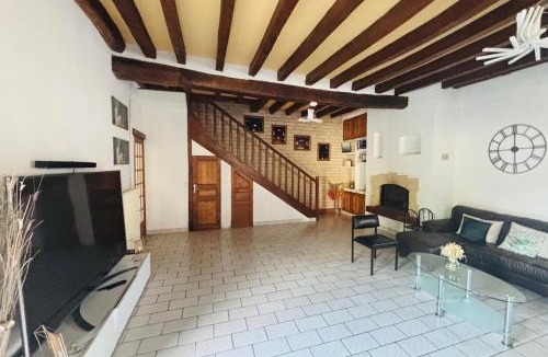 Saint-Loup-de-Naud House | Villa des Eaux Bleues