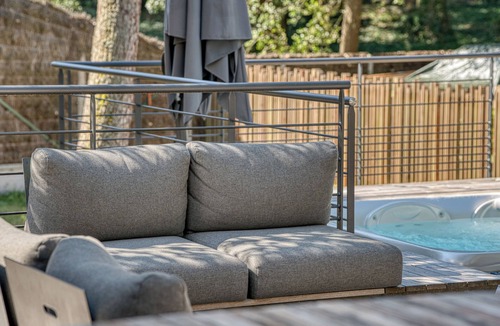 Bretignolles-sur-Mer Villa | Villa des Dunes: Spa, 600m to Beach, Accessible, Sleeps 8, Brétignolles