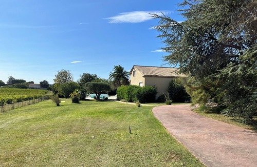 Saint-Just House | Villa des Vignes - Large country villa in an exceptionally peaceful setting.