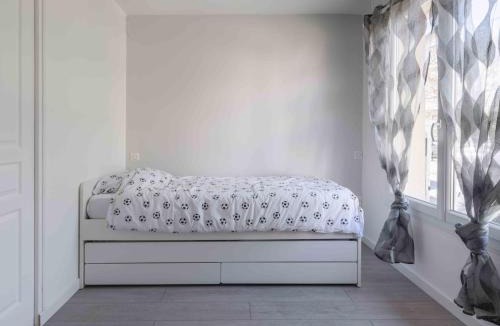 Aulnay-sous-Bois Apartment | Villa des Lumières