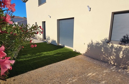 Gabian Apartment | Villa des Moulins, in quiet neighborhood.