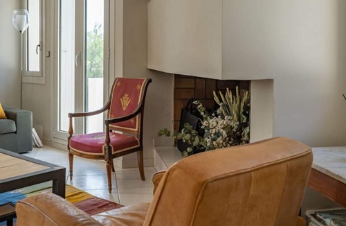 Castelnau-le-Lez Villa | Villa des Oiseaux - Family home with beautiful garden and pool